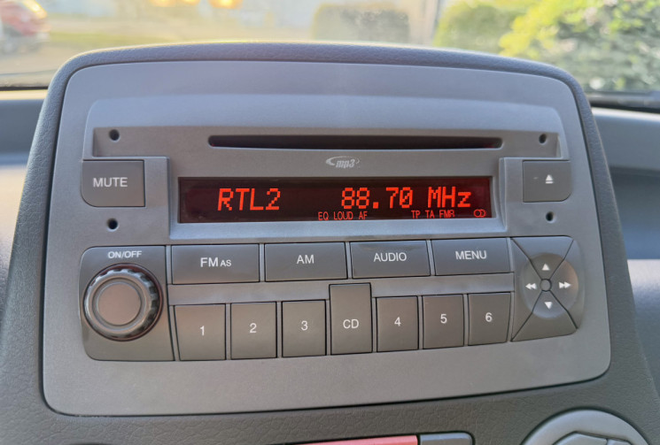 FIAT PANDA 1.2 8v 69ch Dynamic / Courroie de distribution neuve/ Mode CITY