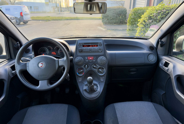FIAT PANDA 1.2 8v 69ch Dynamic / Courroie de distribution neuve/ Mode CITY