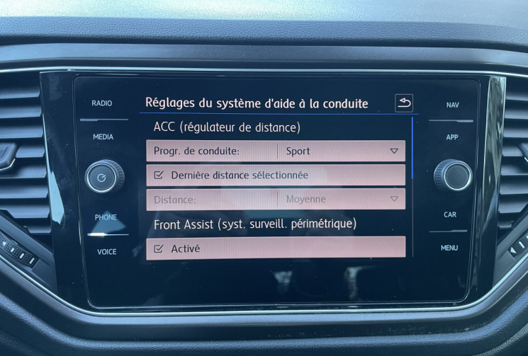 VOLKSWAGEN T-ROC 1.0 TSI 115 LOUNGE * Français / Apple CarPlay / GPS  / En stock