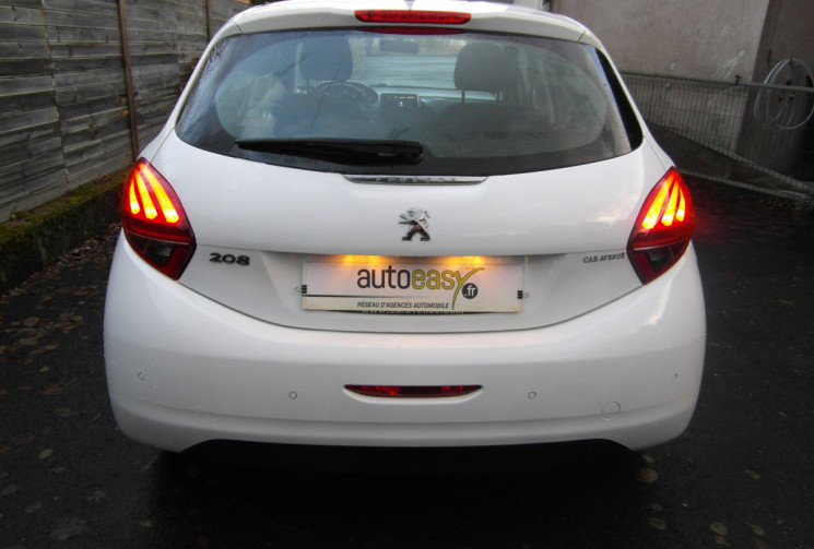 PEUGEOT 208 208 BLUEHDI 100 S&S  ACTIVE BUSINESS R 