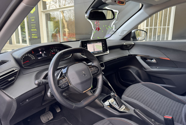 PEUGEOT 2008 Active Business 130 ch EAT8 / Carplay / Entretien complet Peugeot / Garantie 6 mois