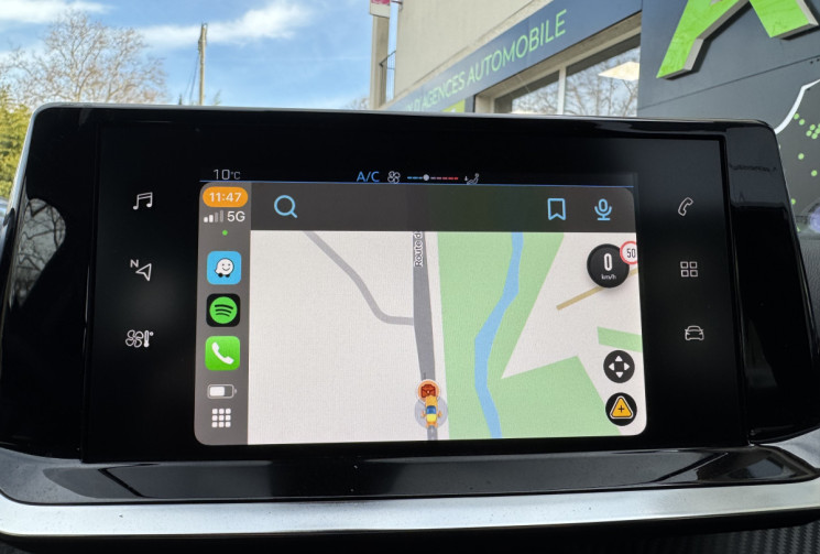 PEUGEOT 2008 Active Business 130 ch EAT8 / Carplay / Entretien complet Peugeot / Garantie 6 mois