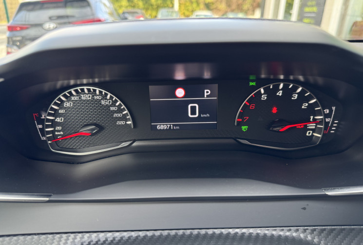 PEUGEOT 2008 Active Business 130 ch EAT8 / Carplay / Entretien complet Peugeot / Garantie 6 mois