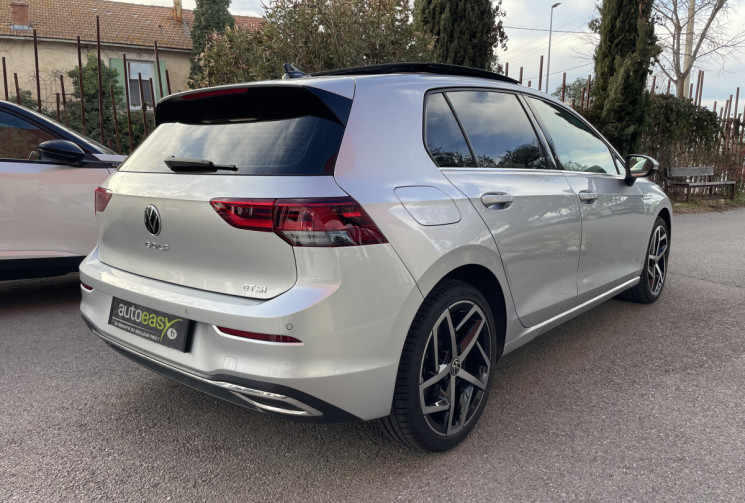 Volkswagen Golf 8 1.5 eTSi Hybride DSG7 150 cv STYLE / Toit Ouvrant / Parfait État / Suivi