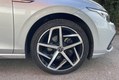 Volkswagen Golf 8 1.5 eTSi Hybride DSG7 150 cv STYLE / Toit Ouvrant / Parfait État / Suivi