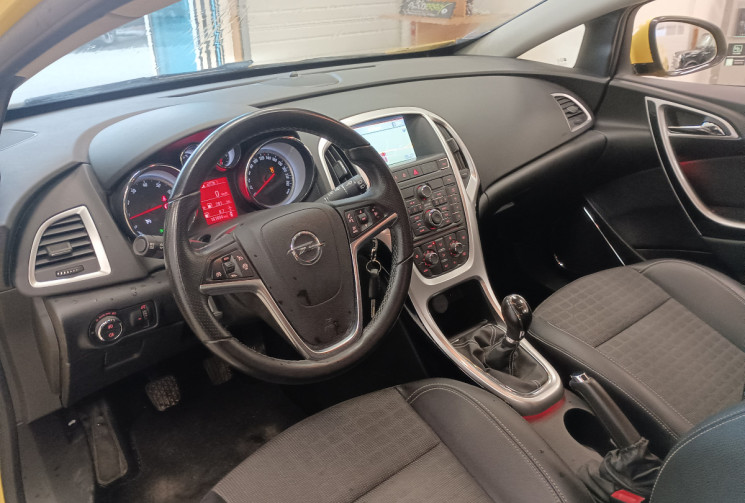 Opel Astra GTC 1.6 Turbo 180 cv Sport 1ere Main suivi complet opel