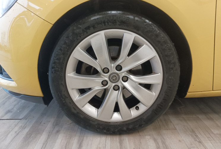 Opel Astra GTC 1.6 Turbo 180 cv Sport 1ere Main suivi complet opel