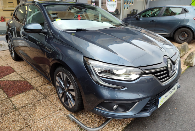 Renault MEGANE 1.6 dCi EDC6 163 cv / INTENS