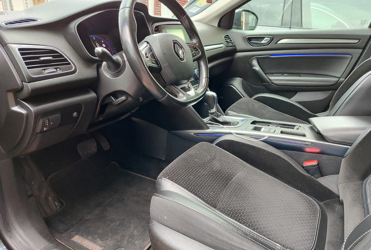 Renault MEGANE 1.6 dCi EDC6 163 cv / INTENS