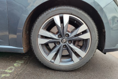 Renault MEGANE 1.6 dCi EDC6 163 cv / INTENS