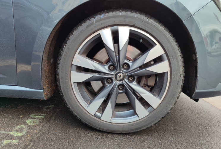 Renault MEGANE 1.6 dCi EDC6 163 cv / INTENS