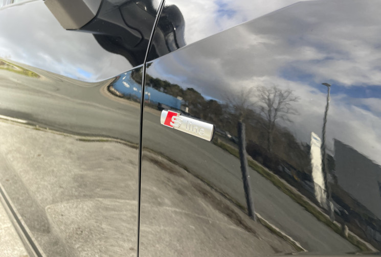 AUDI Q2 S-LINE 35 150 cv 1.5 TFSI S-Tronic7 * Origine France * Carplay * Camera * Sièges Chauffants