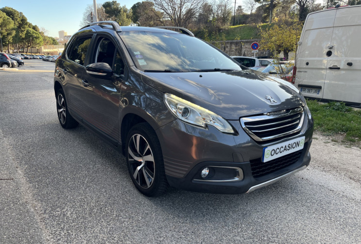 PEUGEOT 2008 1.2 PT 110 ch Urban Cross DISTRIBUTION OK