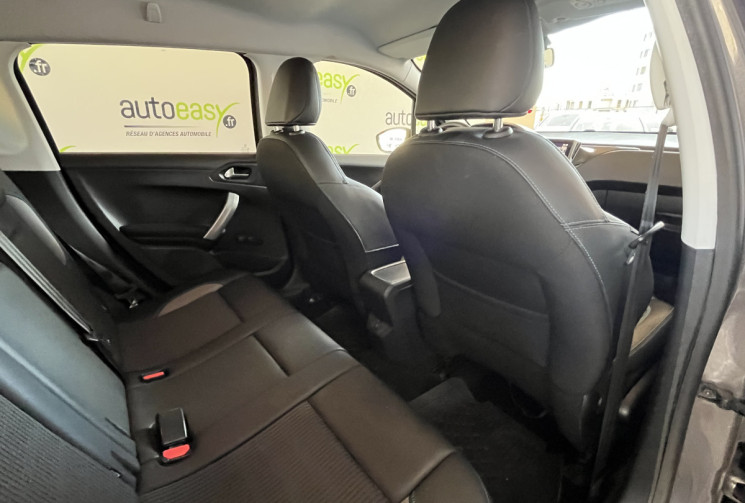 PEUGEOT 2008 1.2 PT 110 ch Urban Cross DISTRIBUTION OK