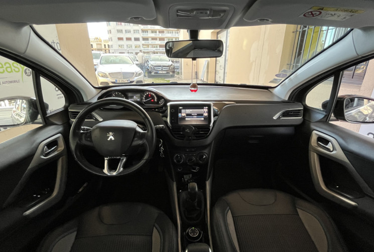 PEUGEOT 2008 1.2 PT 110 ch Urban Cross DISTRIBUTION OK