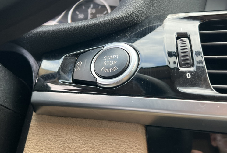 BMW X4 (F26) xDrive 20d 190ch Xline BVA8 / Véhicule Français / Sièges Chauffants 