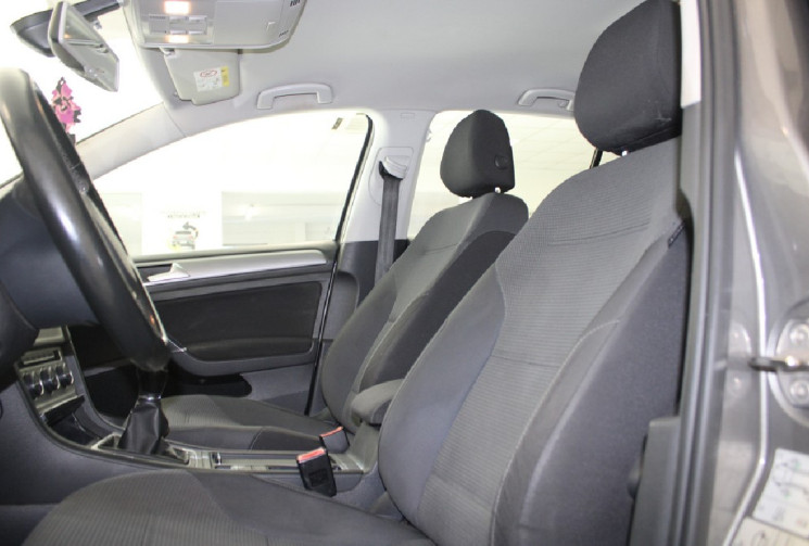 Volkswagen Golf 7 VII 105ch 1.6 l TDI 