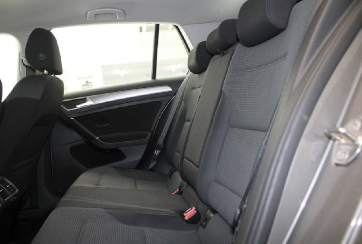 Volkswagen Golf 7 VII 105ch 1.6 l TDI 