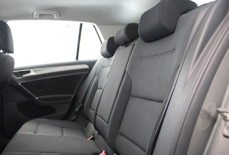 Volkswagen Golf 7 VII 105ch 1.6 l TDI 