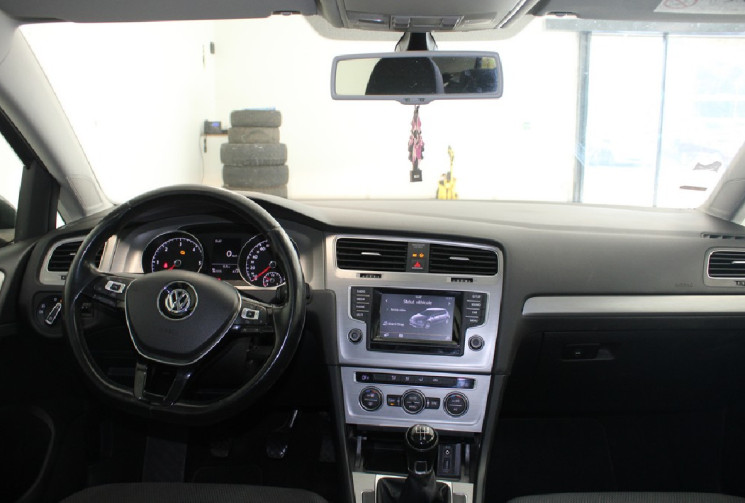 Volkswagen Golf 7 VII 105ch 1.6 l TDI 