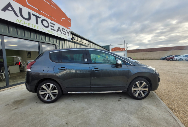 Peugeot 3008 1.6 BLUE HDI 120 CH ALLURE ATTELAGE