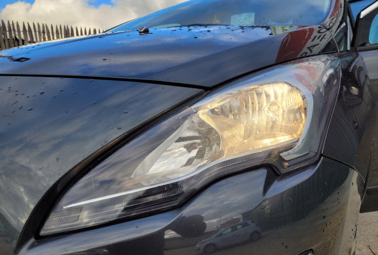 Peugeot 3008 1.6 BLUE HDI 120 CH ALLURE ATTELAGE