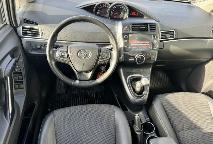 Toyota VERSO 112 D-4D Design Nav Phase 2
