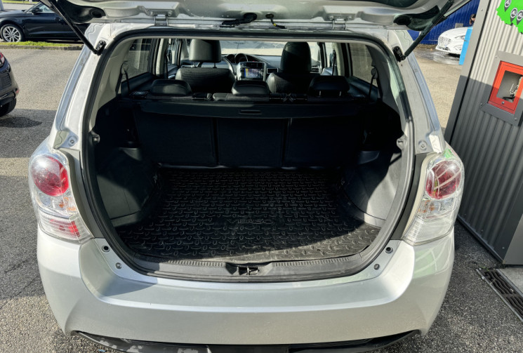 Toyota VERSO 112 D-4D Design Nav Phase 2