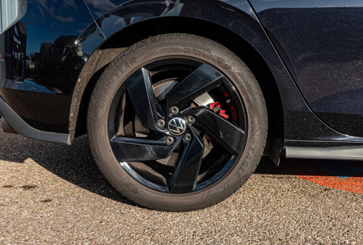 VOLKSWAGEN GOLF  VII 8 2.0 TSI 245 cv DSG 5P Toit ouvrant FULL NOIR sièges & volants chauffants GPS