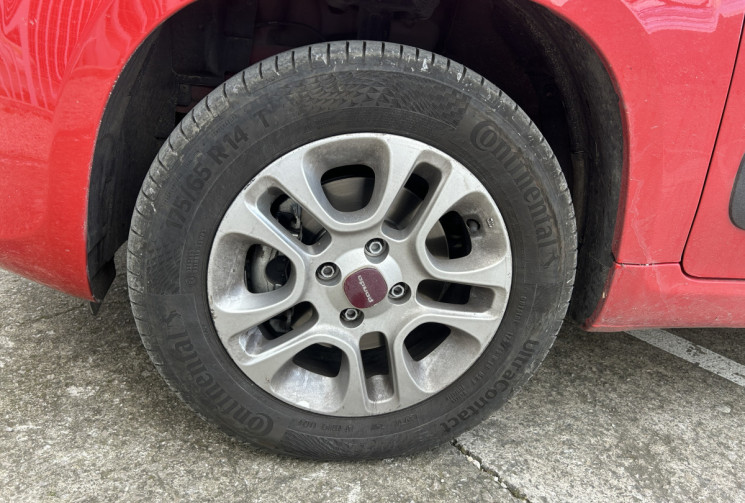 FIAT PANDA 0.9 TwinAir 85 Lounge moteur à chaîne / radar de recul