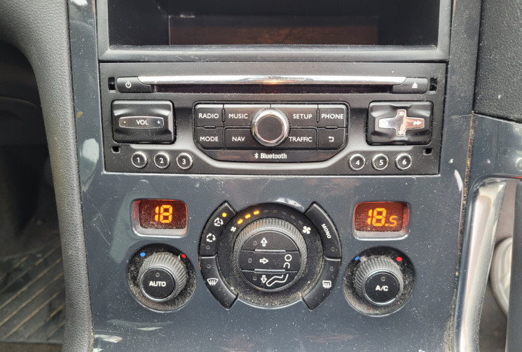 Peugeot 3008 1.6 e-HDi 115 FAP Active ETG6 Blue Lion