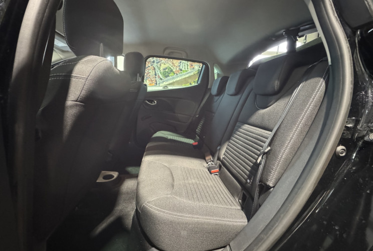 RENAULT CLIO CLIO 1.2 16v 75 ch Limited