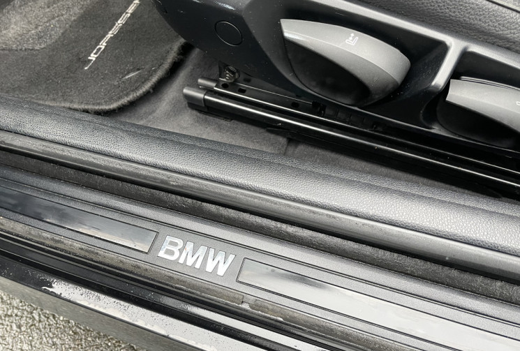 BMW SERIE 1 E88 118d Luxe BVM6