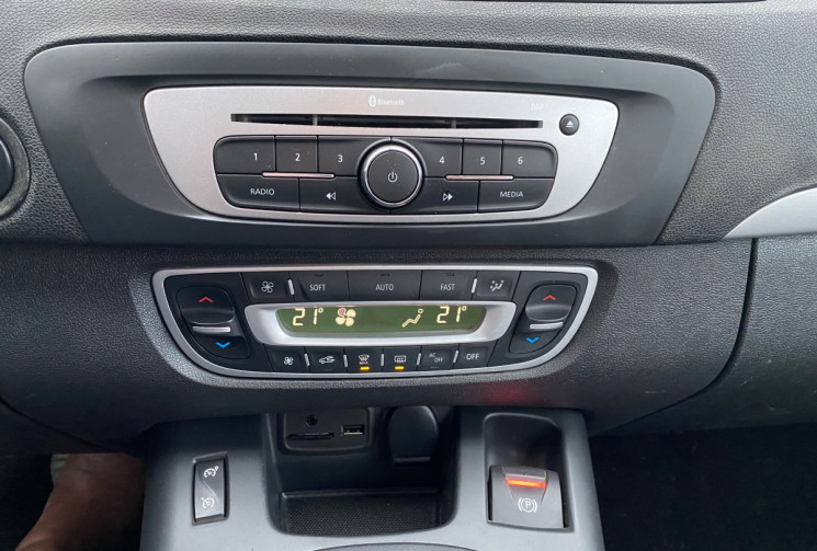 Renault Scénic III Phase 2 1.5 dCi FAP eco2 S&S  110 CV BUSINESS