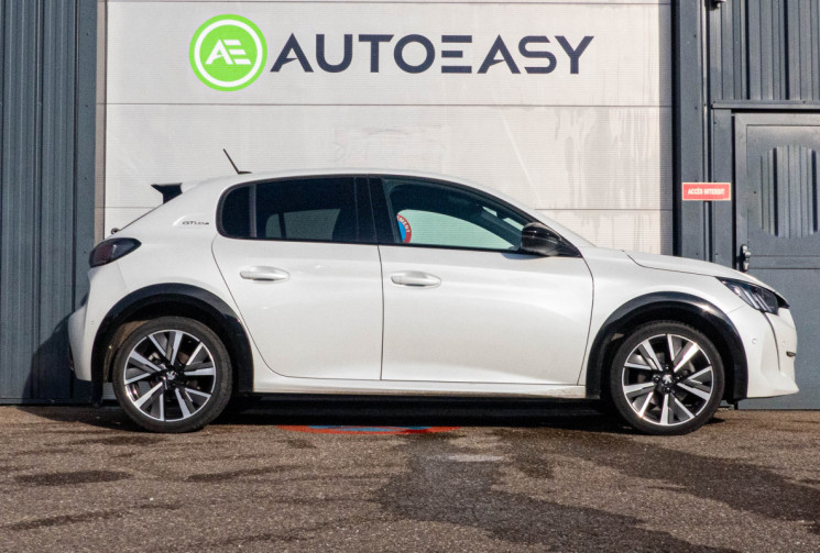 PEUGEOT 208 1.2 PureTech 130 GT-Line BVA Suivi complet Peugeot