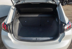 PEUGEOT 208 1.2 PureTech 130 GT-Line BVA Suivi complet Peugeot
