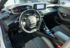 PEUGEOT 208 1.2 PureTech 130 GT-Line BVA Suivi complet Peugeot
