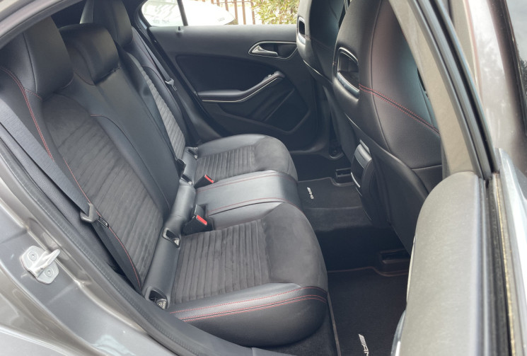 Mercedes CLASSE A 180 1.6 122cv Fascination Pack AMG / Sièges chauffants / Très propre ( A180 W177)