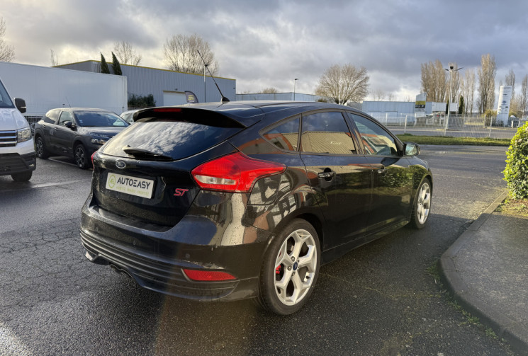 Ford Focus MK III Phase 2 ST 2.0 185 cv / FULL OPTION HORS TOIT OUVRANT