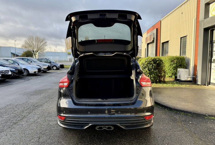Ford Focus MK III Phase 2 ST 2.0 185 cv / FULL OPTION HORS TOIT OUVRANT