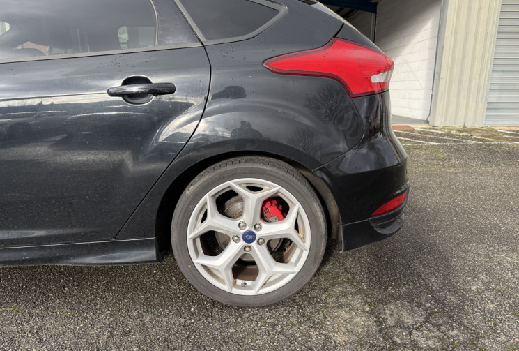 Ford Focus MK III Phase 2 ST 2.0 185 cv / FULL OPTION HORS TOIT OUVRANT