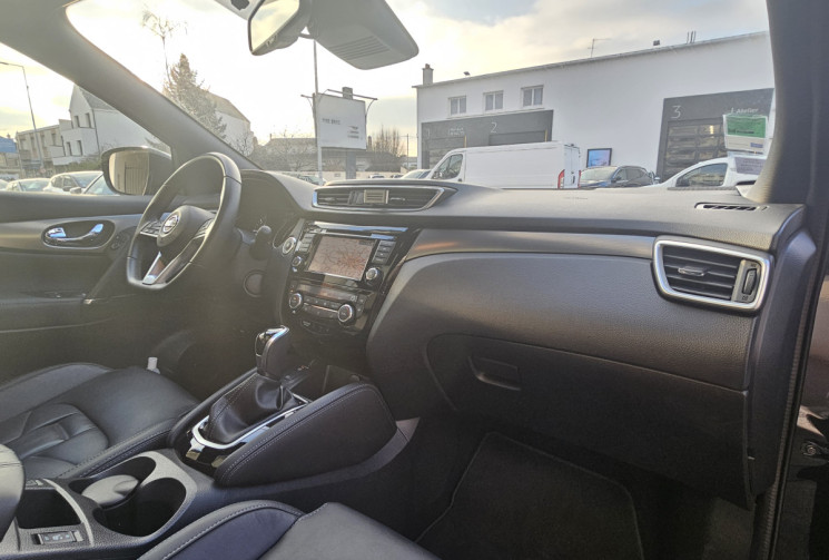 NISSAN QASHQAI 1.5 dCi 115 ch Tekna+ DCT Sono Bose Cuir intégral Suivi Nissan exclusif