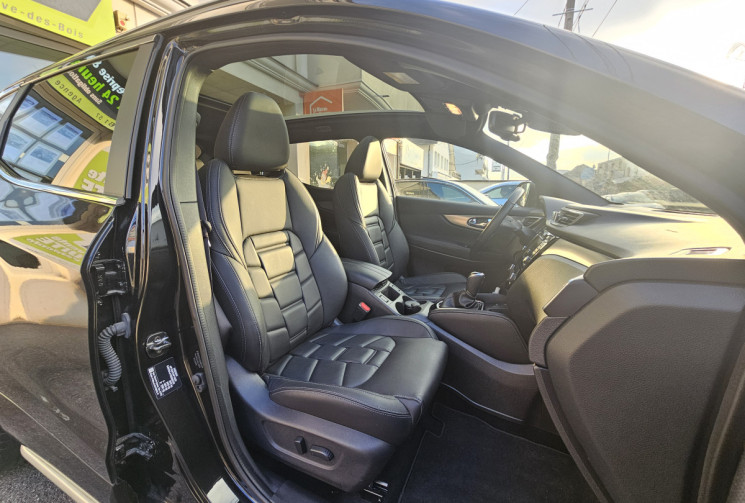 NISSAN QASHQAI 1.5 dCi 115 ch Tekna+ DCT Sono Bose Cuir intégral Suivi Nissan exclusif