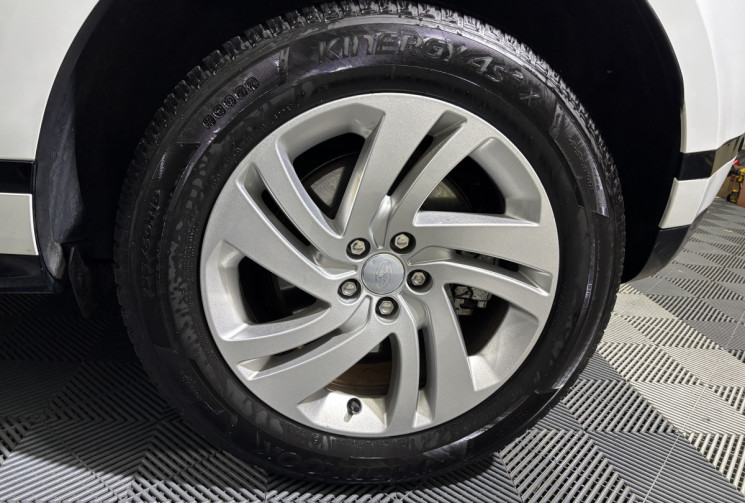 Land-Rover RANGE ROVER EVOQUE II SE P300E 309 PHEV AWD BVA8 R-DYNAMIC / 1ERE MAIN / SUIVI LAND