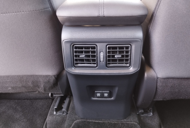 TOYOTA RAV4 2.5 HYBRIDE 218 2WD