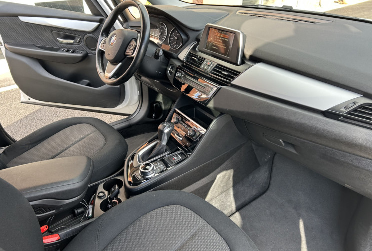 BMW SERIE 2 ACTIVETOURER 218 D Lounge 150 cv  BVA