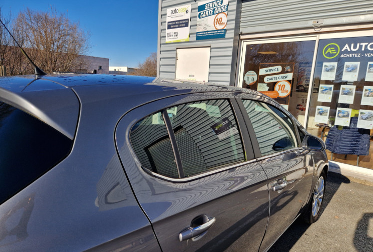 OPEL CORSA 1.4 Turbo 100ch Cosmo Start/Stop