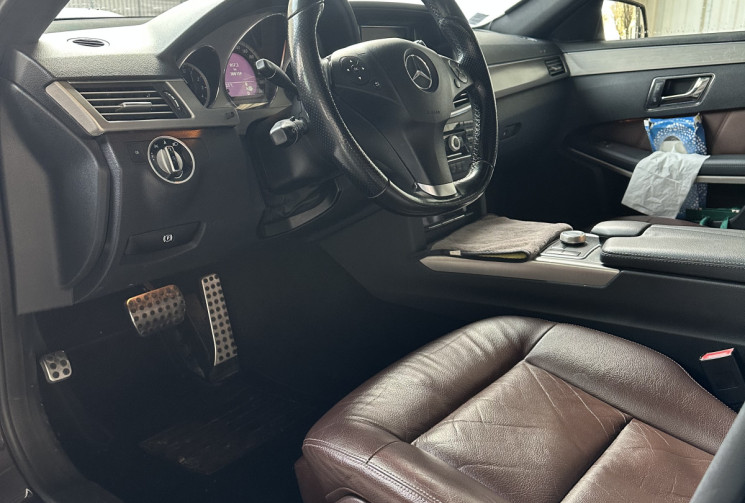 MERCEDES CLASSE E BREAK 350 3.0 CDI 265 BVA toit ouvrant 7 PLACES