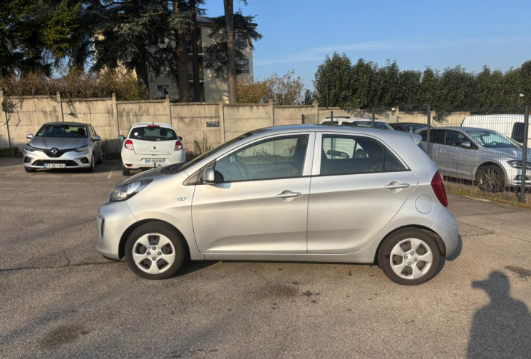 Kia Picanto II 1.0 / 66 ch Origins / Clim