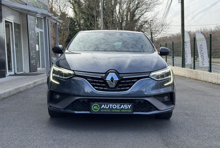 RENAULT MEGANE 4 IV Phase 2 RS Line 1.5 Blue dCi 115 ch EDC7 / Cockpit / Attelage / Camera